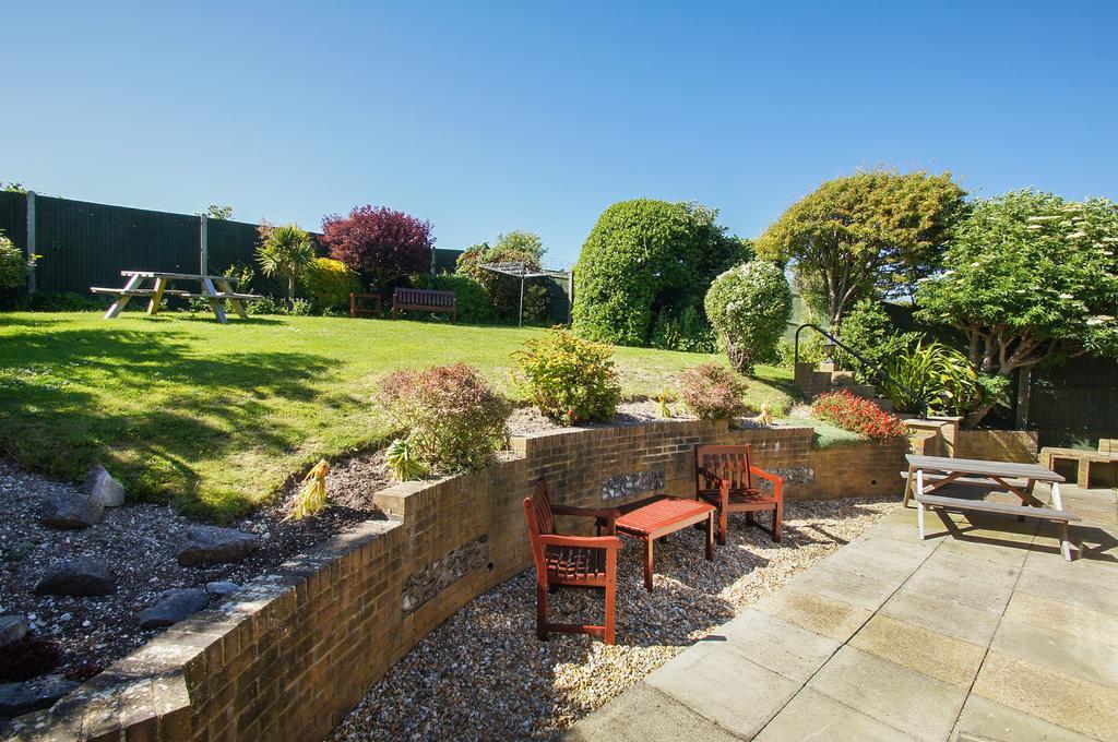 Dean Court Garden - Parking - By Brighton Holiday Lets エクステリア 写真